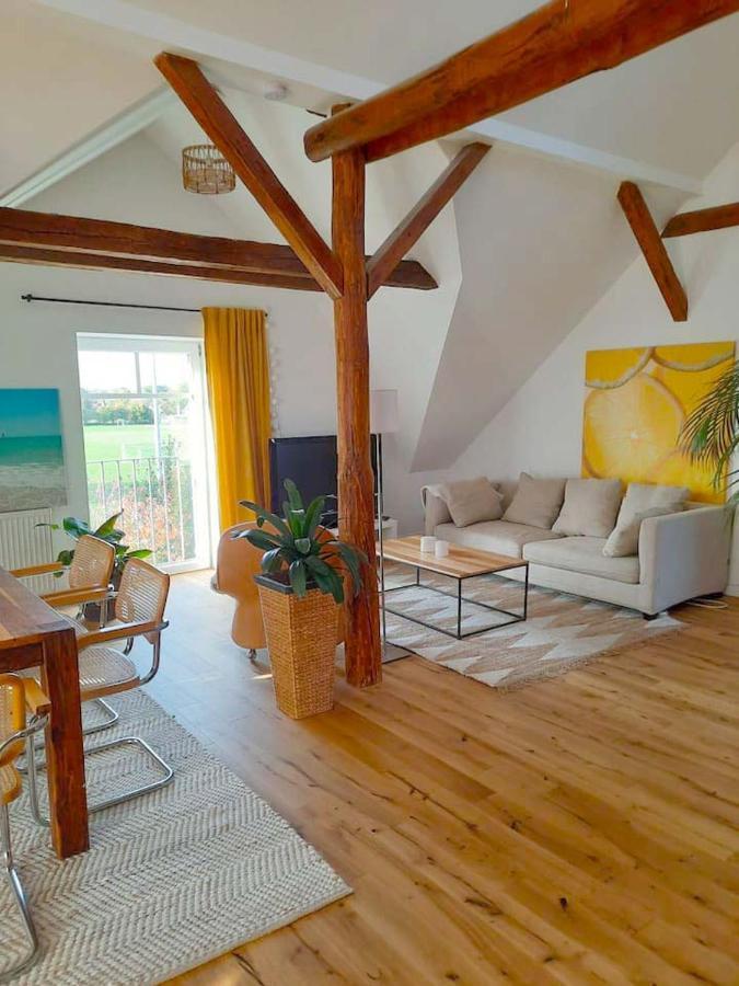 Luxurioeses Loft Mit Schoenem Blick Tremsbüttel Exteriör bild